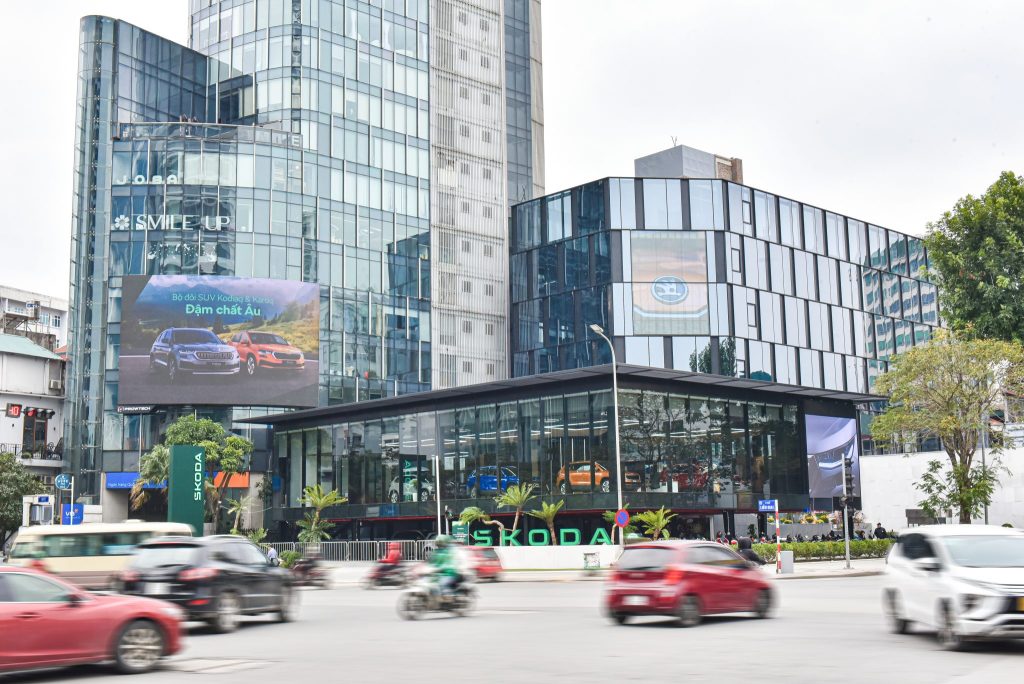 Show-room-trai-nghiem-skoda-viet-nam
